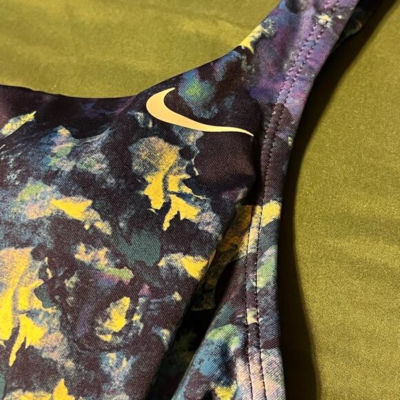 Nike Swim Medium BNWT - Picture 3 of 7
